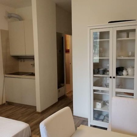 Bianca Studio Guanzate Exteriör bild
